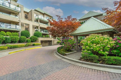 401-301 Maude Road, Port Moody, BC 