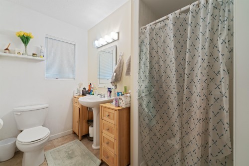 21034 Barker Avenue, Maple Ridge, BC 