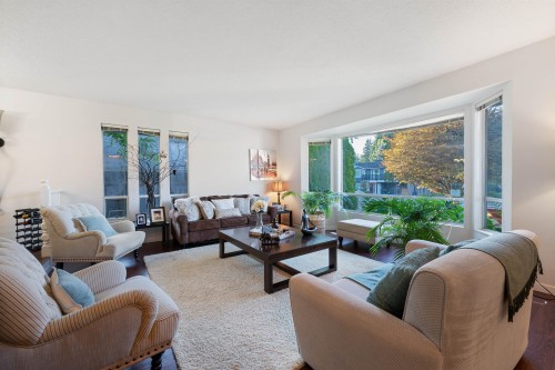 21034 Barker Avenue, Maple Ridge, BC 