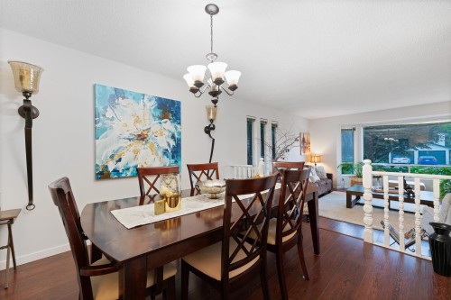 21034 Barker Avenue, Maple Ridge, BC 
