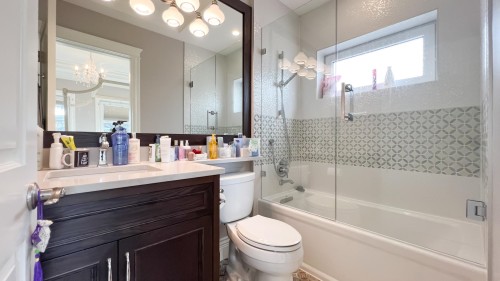 2071 36Th Avenue W, Vancouver, BC 