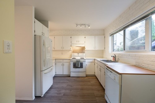 1031 Cecile Drive, Port Moody, BC 