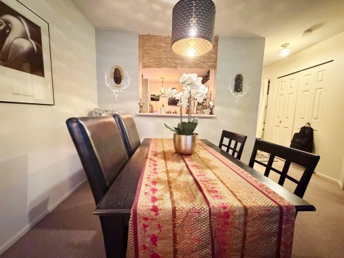 307-8611 General Currie Road  Richmond, BC V6Y 3W4