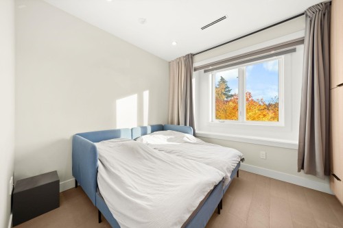 2815 19Th Avenue W, Vancouver, BC 