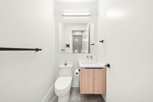 2815 19Th Avenue W, Vancouver, BC 