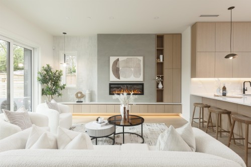 1-735 10Th Avenue E, Vancouver, BC 