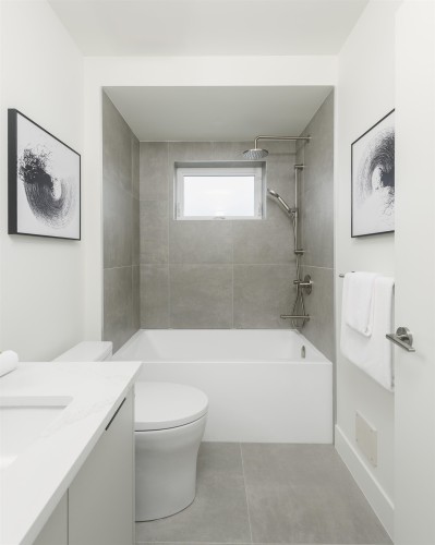 1-735 10Th Avenue E, Vancouver, BC 