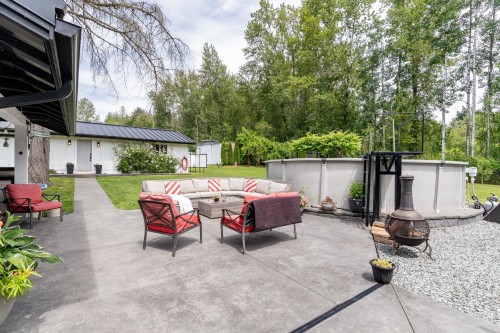 24991 100 Avenue, Maple Ridge, BC 