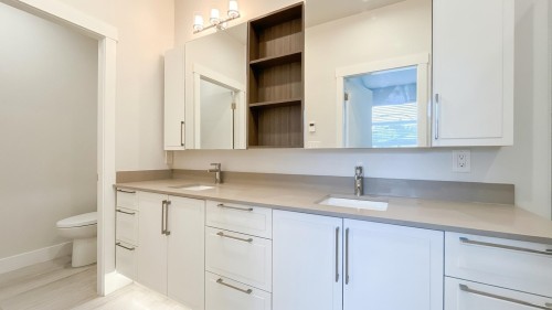 1-70 Seaview Drive, Port Moody, BC 