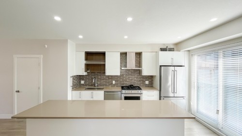 1-70 Seaview Drive, Port Moody, BC 