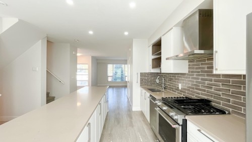 1-70 Seaview Drive, Port Moody, BC 