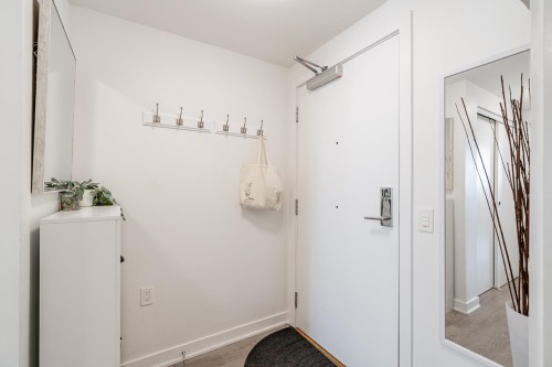 1406-1471 Hunter Street, North Vancouver, BC 