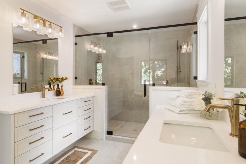 1232 Wellington Drive, North Vancouver, BC 