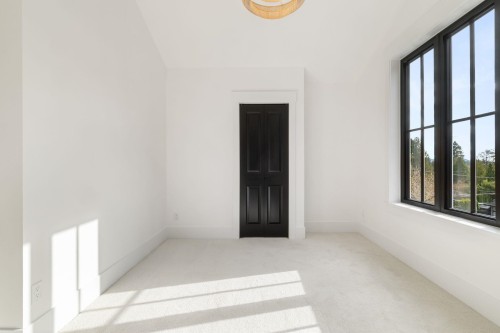 1232 Wellington Drive, North Vancouver, BC 