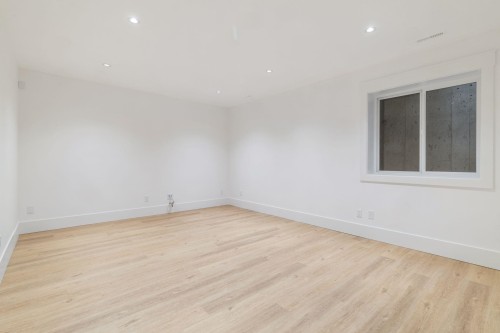 1232 Wellington Drive, North Vancouver, BC 