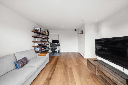 3485 Victoria Drive, Vancouver, BC 