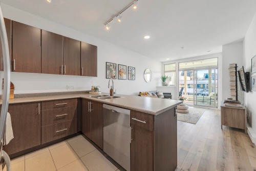 206-688 17Th Avenue E, Vancouver, BC 