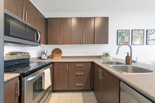 206-688 17Th Avenue E, Vancouver, BC 