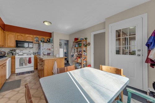 2576 Parker Street, Vancouver, BC 