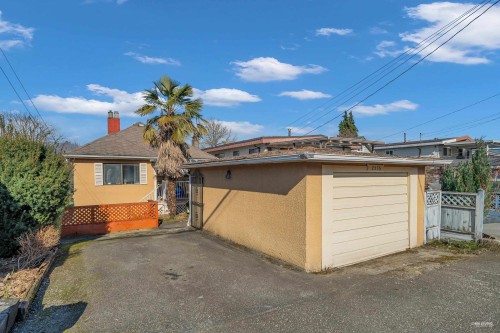 2576 Parker Street, Vancouver, BC 