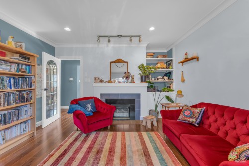 2576 Parker Street, Vancouver, BC 