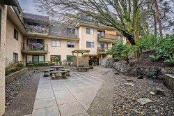 305-466 Eighth Avenue E New Westminster, BC V3L 4L2