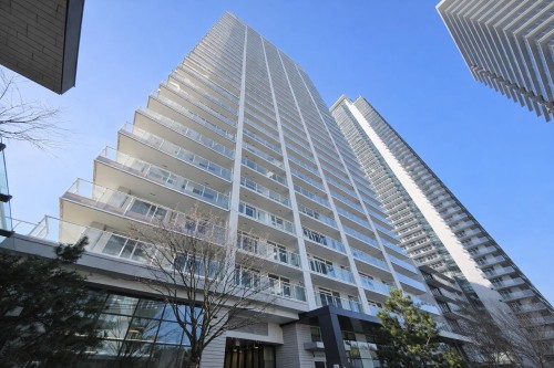 706-3833 Evergreen Place  Burnaby, BC V3J 0M2