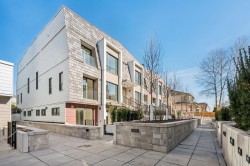 105-378 45th Avenue W Vancouver, BC V5Y 0P6