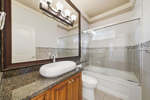 208 Hume Street, New Westminster, BC 