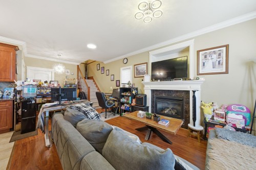 208 Hume Street, New Westminster, BC 