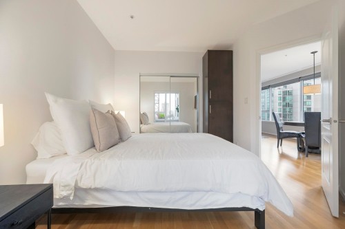 907-1177 Hornby Street, Vancouver, BC 