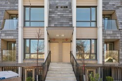 202-378 45th Avenue W Vancouver, BC V5Y 0P6