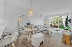 103-8940 University Crescent  Burnaby, BC V5A 0E7