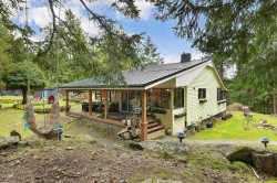 370 Campbell Bay Road Mayne Island, BC V0N 2J1