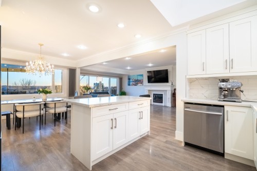 1275 Keith Road W, North Vancouver, BC 