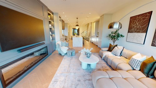 2171 Vanness Avenue, Vancouver, BC 