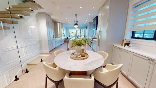 2171 Vanness Avenue, Vancouver, BC 