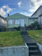 4386 Oxford Street  Burnaby, BC V5C 1E4