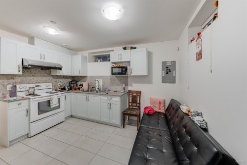 763 57Th Avenue E, Vancouver, BC 