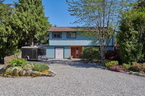 1454 Davidson Road  Gibsons, BC V0N 1V6