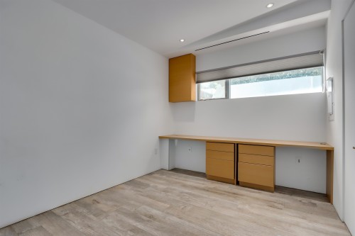 4368 15Th Avenue W, Vancouver, BC 