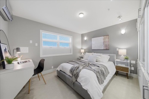 6733 Vivian Street, Vancouver, BC 