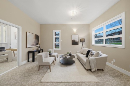 6733 Vivian Street, Vancouver, BC 