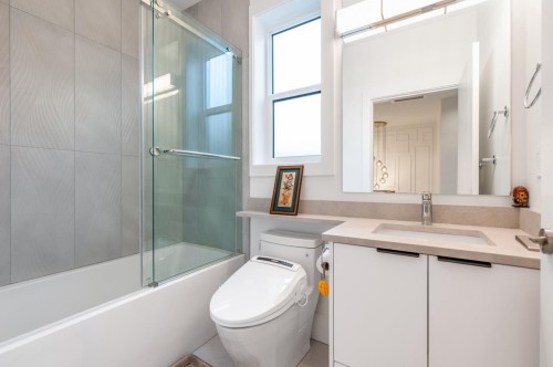 769 53Rd Avenue W, Vancouver, BC 