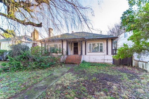 7244 Granville Street, Vancouver, BC 