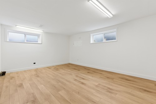 7477 Vivian Drive, Vancouver, BC 