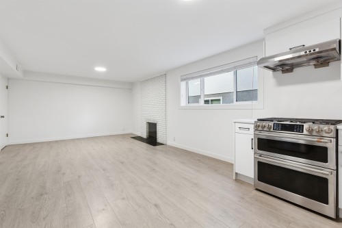 7477 Vivian Drive, Vancouver, BC 