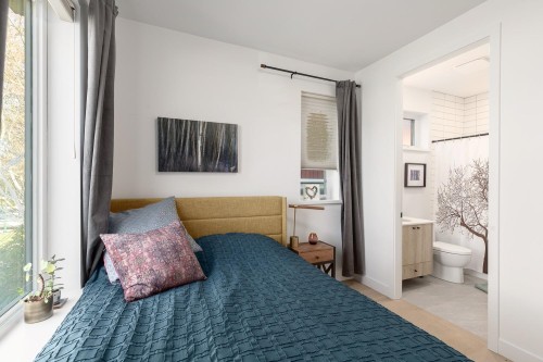 4372 13Th Avenue W, Vancouver, BC 