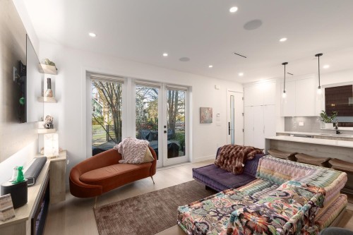 4372 13Th Avenue W, Vancouver, BC 