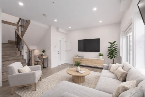 2255 35Th Avenue E, Vancouver, BC 